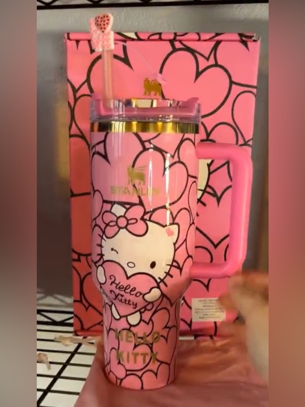 Stanley Pink Hello Kitty Heart Travel Mug